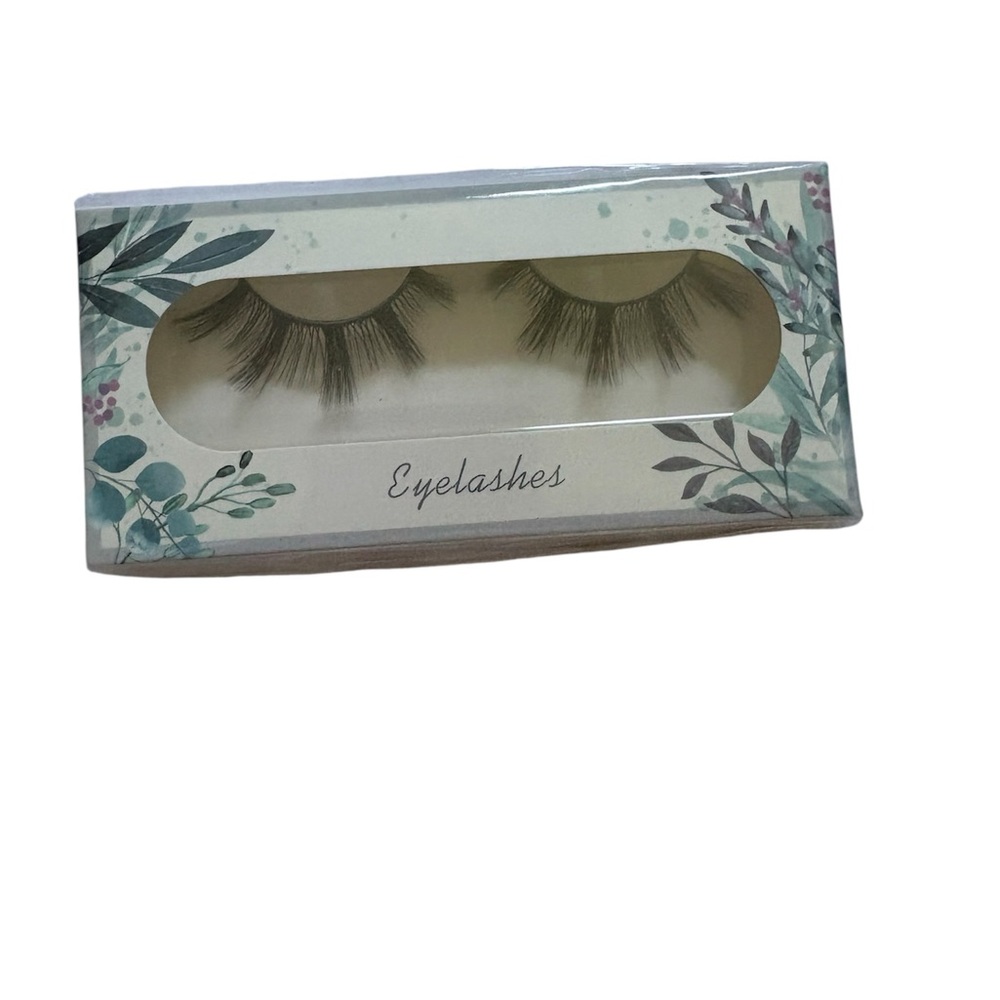 Elegant Black Faux Lashes